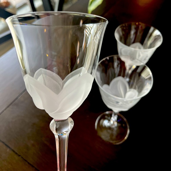 Crystal Etched Wine Glasses | D'Arques J.G Durand | Set of 6 Florence Pattern - Picture 8 of 9